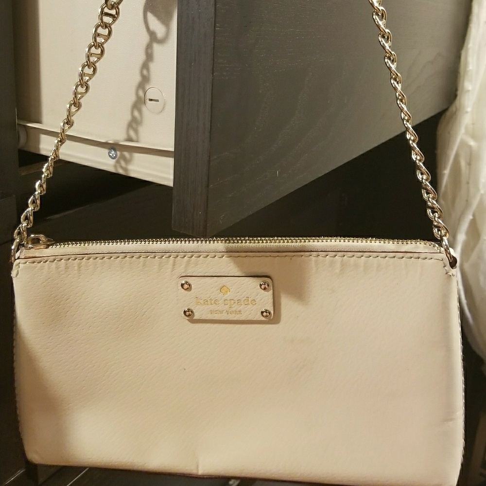 Kate Spade New York cream zip purse